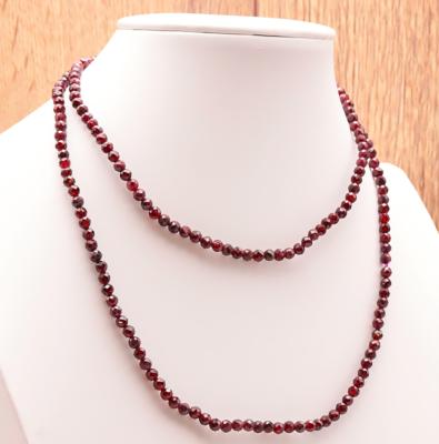 Collier Scintillant pierres facetées Grenat (4mm) 